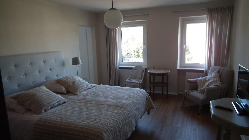 Hotel Cafe Del Maar Schalkenmehren Room photo